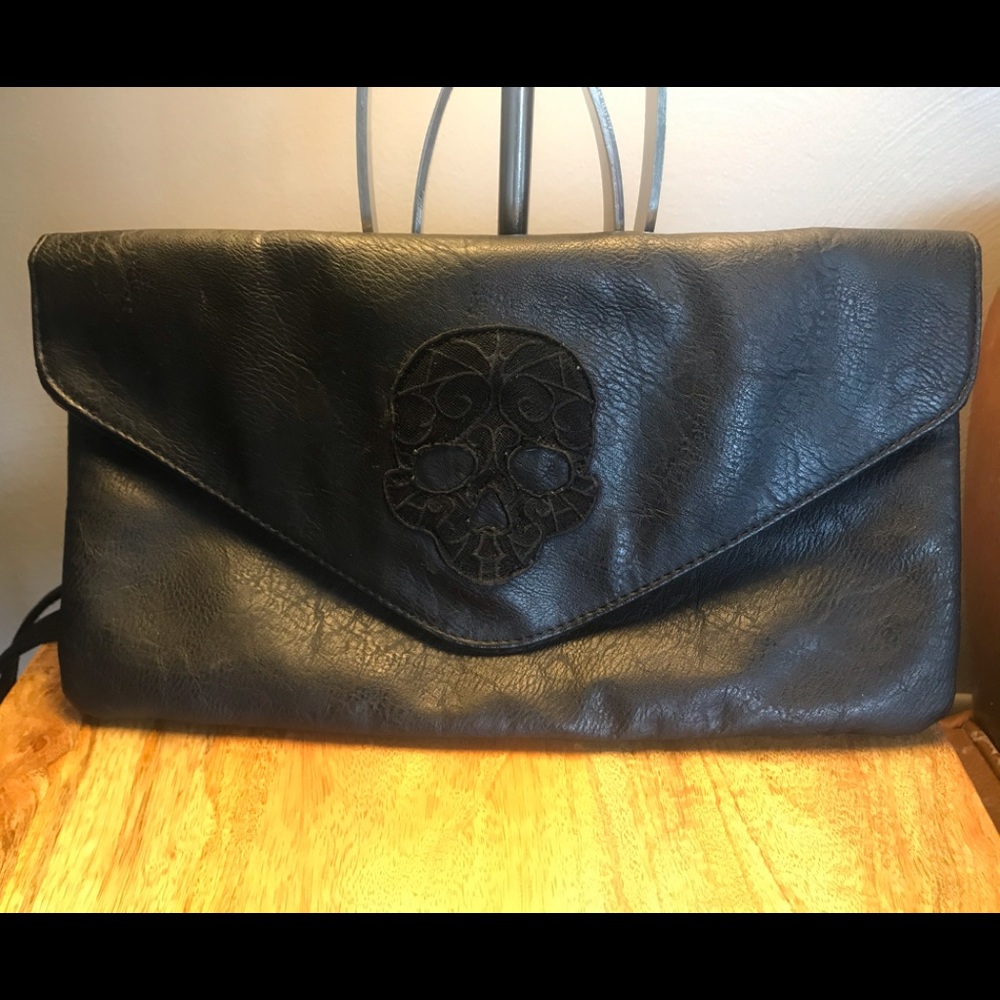 Black Handbag with skull motive